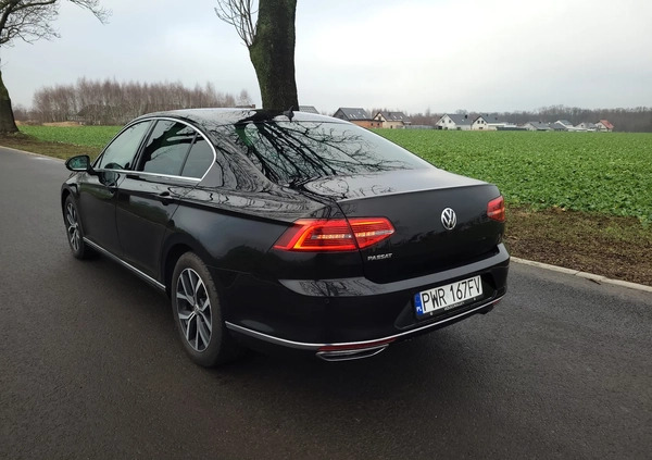 Volkswagen Passat cena 78359 przebieg: 253000, rok produkcji 2018 z Nekla małe 631